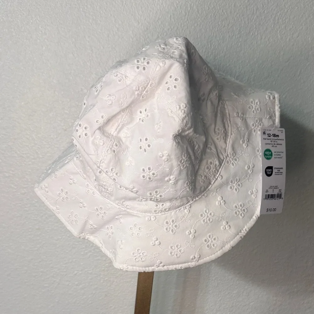 Carters White Eyelet Kids Sun Hat- 12-18 months NEW